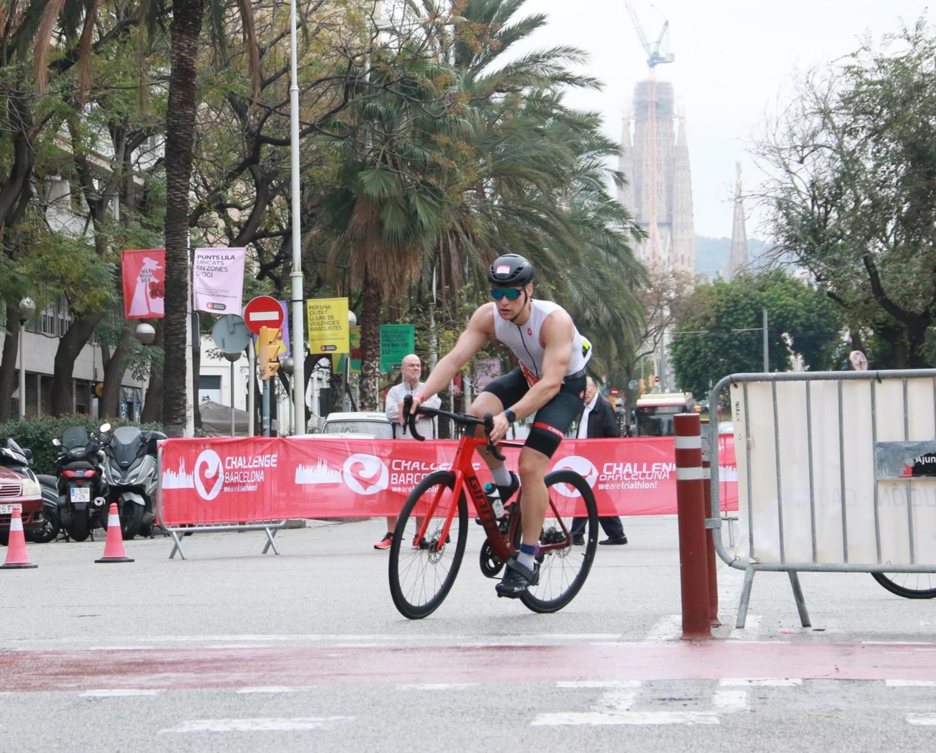 Albert Gorgori on the bike leg of a triathlon